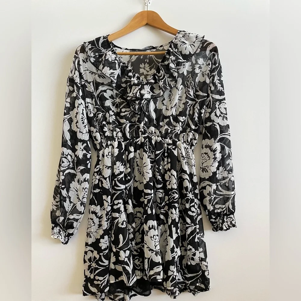 Zara dress - Picture 1 of 9